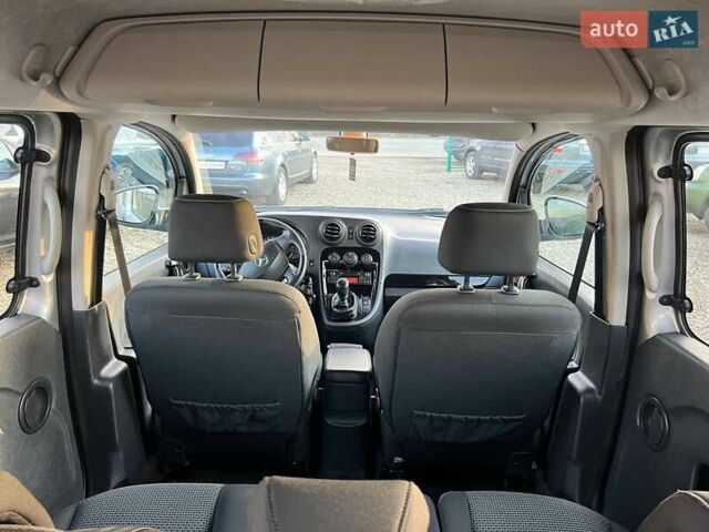 Сірий Мерседес Сітан, об'ємом двигуна 1.46 л та пробігом 186 тис. км за 10200 $, фото 11 на Automoto.ua