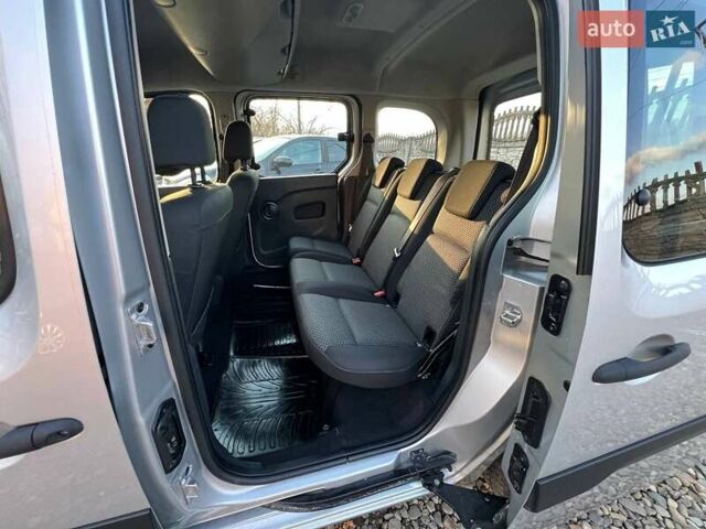 Сірий Мерседес Сітан, об'ємом двигуна 1.46 л та пробігом 186 тис. км за 10200 $, фото 6 на Automoto.ua