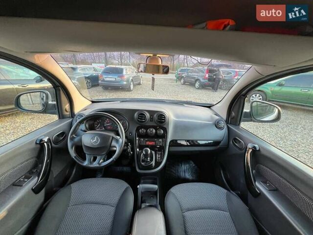 Сірий Мерседес Сітан, об'ємом двигуна 1.46 л та пробігом 186 тис. км за 10200 $, фото 8 на Automoto.ua