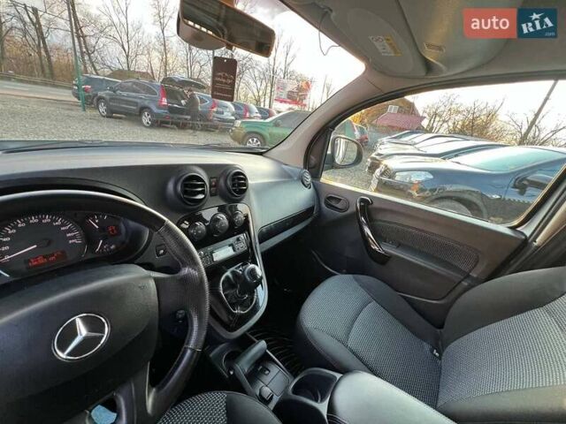 Сірий Мерседес Сітан, об'ємом двигуна 1.46 л та пробігом 186 тис. км за 10200 $, фото 12 на Automoto.ua
