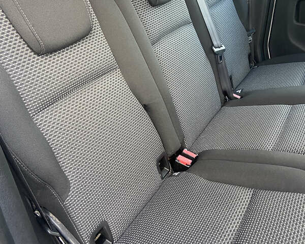 Серый Мерседес Ситан, объемом двигателя 1.46 л и пробегом 216 тыс. км за 11300 $, фото 3 на Automoto.ua