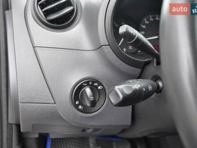 Мерседес Ситан 2016 в Киеве на Automoto.ua Серый Мерседес Ситан, объемом двигателя 1.46 л и пробегом 235 тыс. км за 10800 $, фото 52 на Automoto.ua