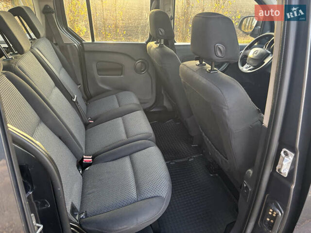 Серый Мерседес Ситан, объемом двигателя 1.46 л и пробегом 193 тыс. км за 12850 $, фото 32 на Automoto.ua