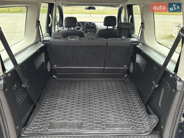 Серый Мерседес Ситан, объемом двигателя 1.46 л и пробегом 189 тыс. км за 12950 $, фото 19 на Automoto.ua