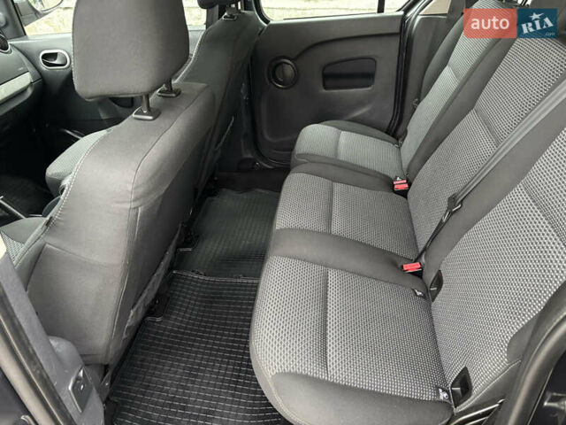 Серый Мерседес Ситан, объемом двигателя 1.46 л и пробегом 189 тыс. км за 12950 $, фото 33 на Automoto.ua