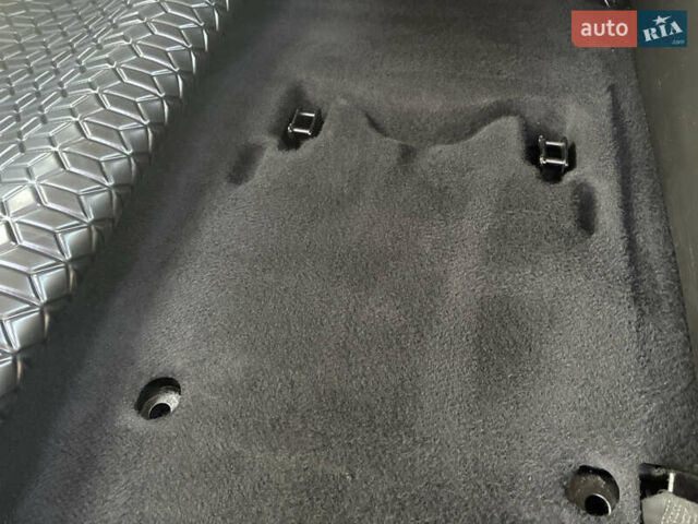 Серый Мерседес Ситан, объемом двигателя 1.46 л и пробегом 193 тыс. км за 12850 $, фото 57 на Automoto.ua