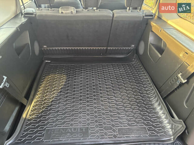 Серый Мерседес Ситан, объемом двигателя 1.46 л и пробегом 193 тыс. км за 12850 $, фото 55 на Automoto.ua