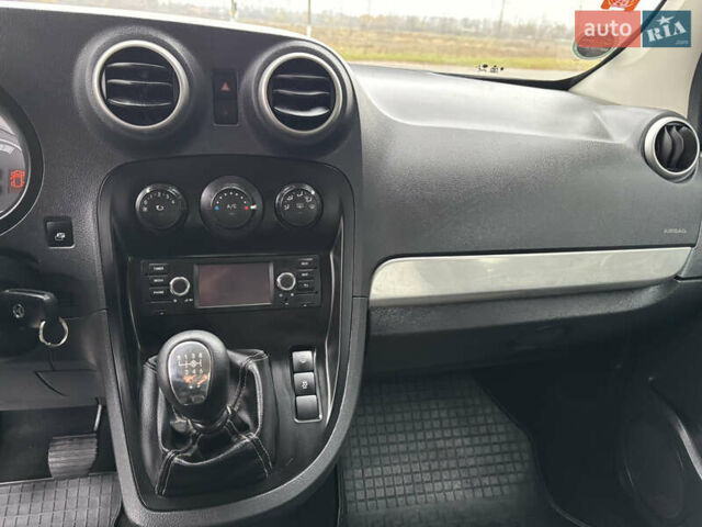 Серый Мерседес Ситан, объемом двигателя 1.46 л и пробегом 189 тыс. км за 12950 $, фото 30 на Automoto.ua