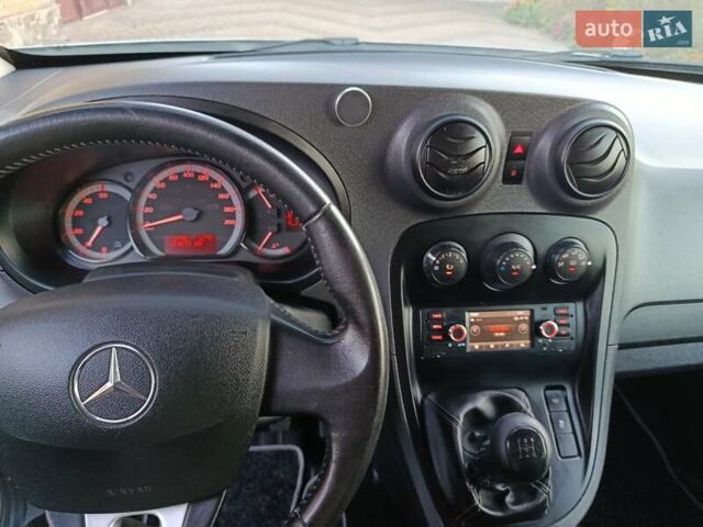 Серый Мерседес Ситан, объемом двигателя 1.46 л и пробегом 119 тыс. км за 14777 $, фото 5 на Automoto.ua