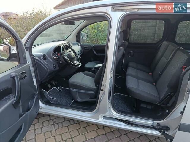 Серый Мерседес Ситан, объемом двигателя 1.46 л и пробегом 119 тыс. км за 14777 $, фото 11 на Automoto.ua