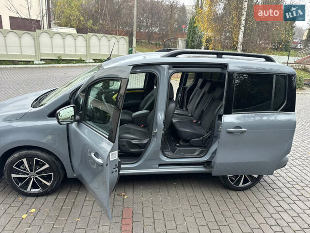 Серый Мерседес Ситан, объемом двигателя 0 л и пробегом 11 тыс. км за 25900 $, фото 51 на Automoto.ua