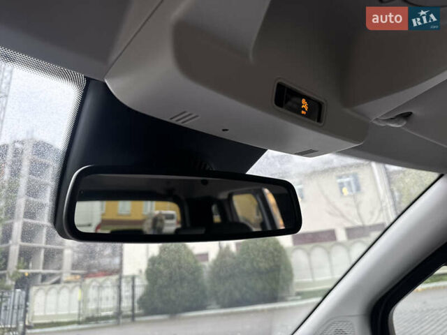 Серый Мерседес Ситан, объемом двигателя 0 л и пробегом 11 тыс. км за 25900 $, фото 46 на Automoto.ua