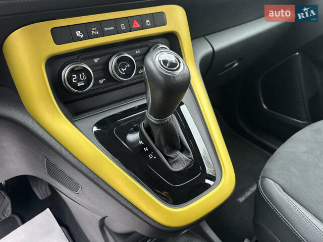 Серый Мерседес Ситан, объемом двигателя 0 л и пробегом 11 тыс. км за 25900 $, фото 39 на Automoto.ua