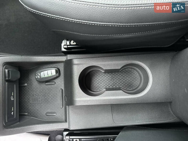 Серый Мерседес Ситан, объемом двигателя 0 л и пробегом 11 тыс. км за 25900 $, фото 44 на Automoto.ua