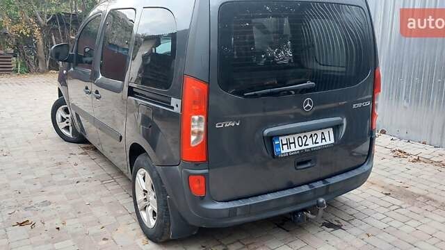 Синій Мерседес Сітан, об'ємом двигуна 1.46 л та пробігом 212 тис. км за 10000 $, фото 1 на Automoto.ua