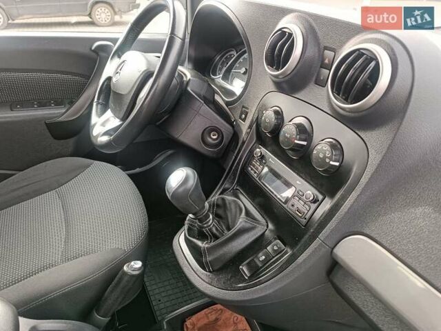 Синій Мерседес Сітан, об'ємом двигуна 1.5 л та пробігом 226 тис. км за 11900 $, фото 16 на Automoto.ua