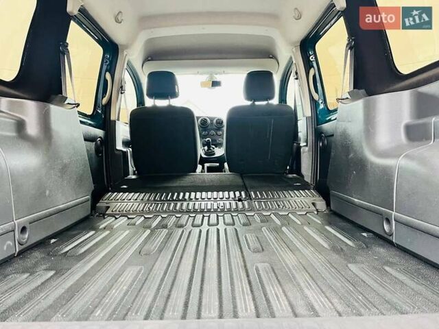 Зеленый Мерседес Ситан, объемом двигателя 1.5 л и пробегом 119 тыс. км за 11600 $, фото 28 на Automoto.ua