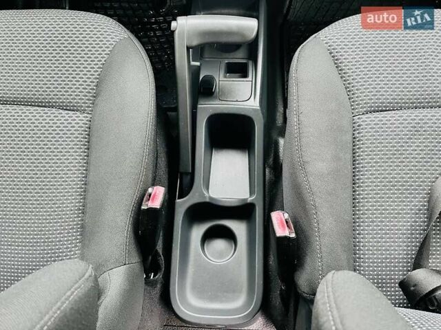 Зеленый Мерседес Ситан, объемом двигателя 1.5 л и пробегом 119 тыс. км за 11600 $, фото 18 на Automoto.ua