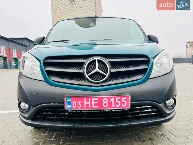 Зеленый Мерседес Ситан, объемом двигателя 1.5 л и пробегом 119 тыс. км за 11600 $, фото 1 на Automoto.ua