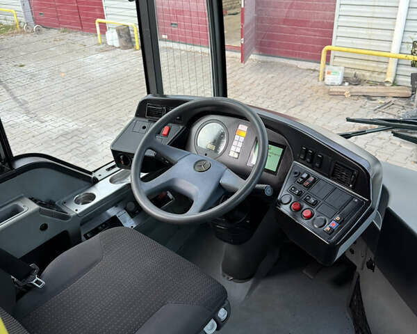 Белый Мерседес Ситаро, объемом двигателя 11.97 л и пробегом 720 тыс. км за 28000 $, фото 17 на Automoto.ua