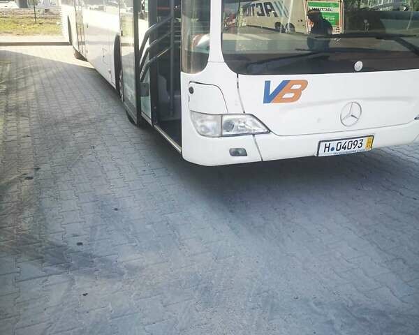 Білий Мерседес Сітаро, об'ємом двигуна 12 л та пробігом 750 тис. км за 27500 $, фото 17 на Automoto.ua