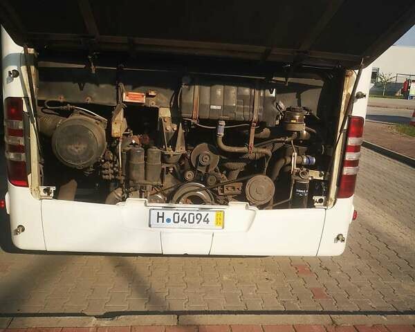 Білий Мерседес Сітаро, об'ємом двигуна 12 л та пробігом 750 тис. км за 27500 $, фото 3 на Automoto.ua