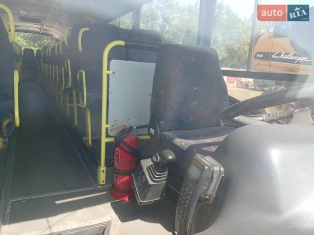 Синій Мерседес Конекто, об'ємом двигуна 11.97 л та пробігом 600 тис. км за 6200 $, фото 5 на Automoto.ua