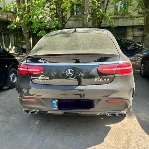 Мерседес Купе 2018 в Днепре (Днепропетровске) на Automoto.ua Черный Мерседес Купе, объемом двигателя 3 л и пробегом 70 тыс. км за 51000 $, фото 2 на Automoto.ua