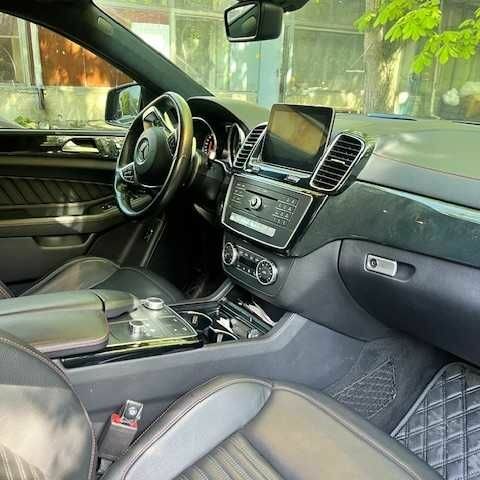 Мерседес Купе 2018 в Днепре (Днепропетровске) на Automoto.ua Черный Мерседес Купе, объемом двигателя 3 л и пробегом 70 тыс. км за 51000 $, фото 3 на Automoto.ua