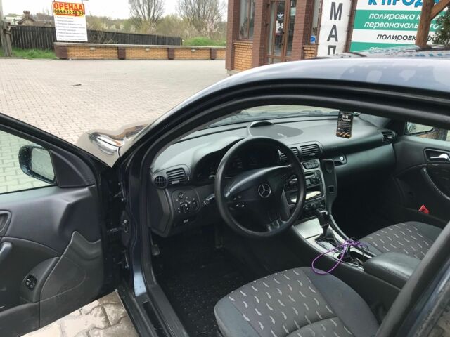 Мерседес Купе 2002 в Хмельницком на Automoto.ua Синий Мерседес Купе, объемом двигателя 1.8 л и пробегом 380 тыс. км за 3999 $, фото 9 на Automoto.ua