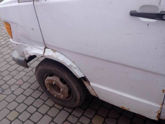 Белый Мерседес Другая, объемом двигателя 2.9 л и пробегом 2 тыс. км за 7029 $, фото 3 на Automoto.ua