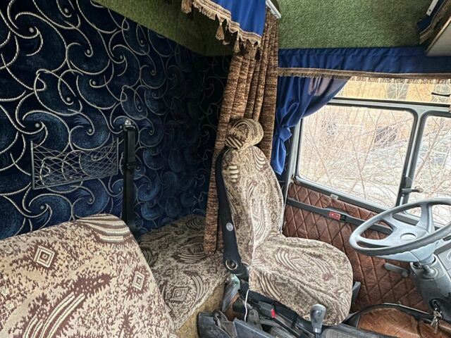 Білий Мерседес Інша, об'ємом двигуна 4 л та пробігом 600 тис. км за 8000 $, фото 10 на Automoto.ua