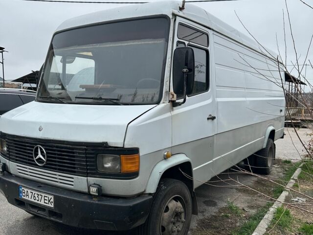 Білий Мерседес Інша, об'ємом двигуна 4 л та пробігом 600 тис. км за 8000 $, фото 1 на Automoto.ua