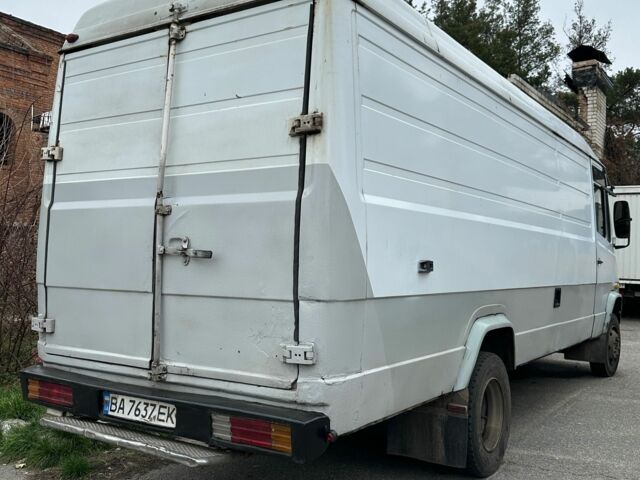 Білий Мерседес Інша, об'ємом двигуна 4 л та пробігом 600 тис. км за 8000 $, фото 4 на Automoto.ua