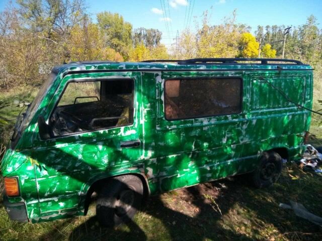 Мерседес Інша 1991 у Чернігові на Automoto.ua Білий Мерседес Інша, об'ємом двигуна 2.4 л та пробігом 303 тис. км за 1543 $, фото 1 на Automoto.ua