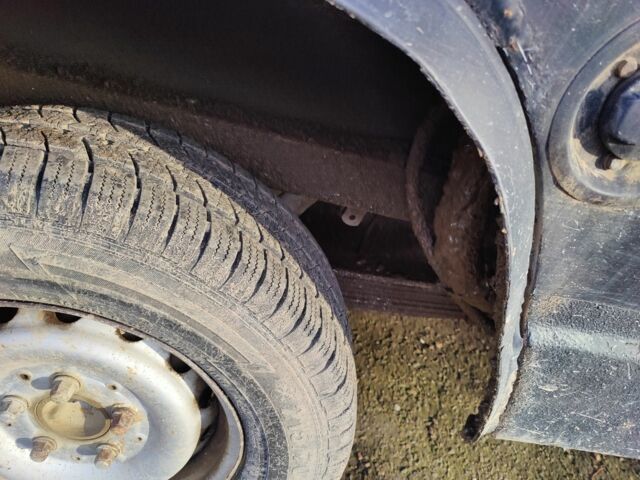 Белый Мерседес Другая, объемом двигателя 2.3 л и пробегом 400 тыс. км за 1000 $, фото 3 на Automoto.ua