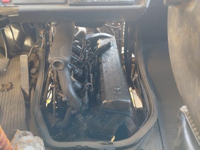 Белый Мерседес Другая, объемом двигателя 2.9 л и пробегом 300 тыс. км за 1000 $, фото 3 на Automoto.ua