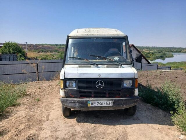 Білий Мерседес Інша, об'ємом двигуна 3 л та пробігом 200 тис. км за 1750 $, фото 1 на Automoto.ua