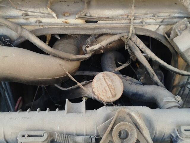 Белый Мерседес Другая, объемом двигателя 2.9 л и пробегом 300 тыс. км за 1000 $, фото 7 на Automoto.ua