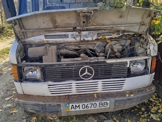 Белый Мерседес Другая, объемом двигателя 2.9 л и пробегом 300 тыс. км за 1000 $, фото 6 на Automoto.ua