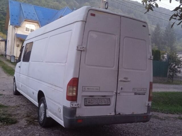 Белый Мерседес Другая, объемом двигателя 2.9 л и пробегом 120 тыс. км за 4000 $, фото 3 на Automoto.ua