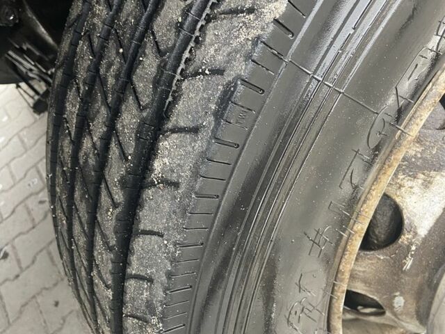 Белый Мерседес Другая, объемом двигателя 11.9 л и пробегом 0 тыс. км за 13500 $, фото 4 на Automoto.ua