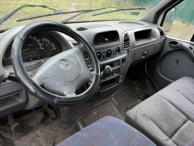 Білий Мерседес Інша, об'ємом двигуна 2.2 л та пробігом 233 тис. км за 1900 $, фото 5 на Automoto.ua