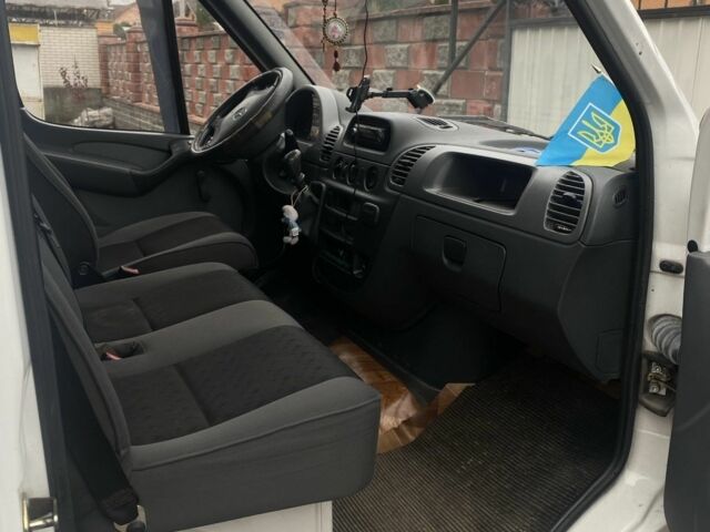 Білий Мерседес Інша, об'ємом двигуна 2 л та пробігом 420 тис. км за 10000 $, фото 6 на Automoto.ua