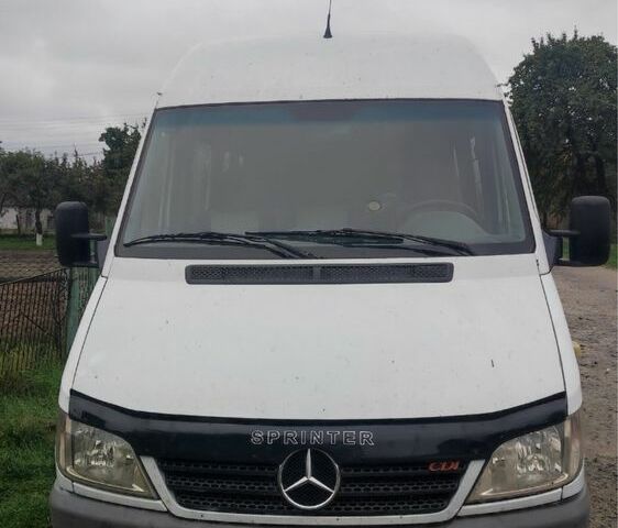 Білий Мерседес Інша, об'ємом двигуна 2.1 л та пробігом 500 тис. км за 7000 $, фото 1 на Automoto.ua