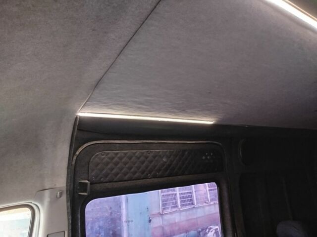 Білий Мерседес Інша, об'ємом двигуна 2.2 л та пробігом 627 тис. км за 11500 $, фото 7 на Automoto.ua