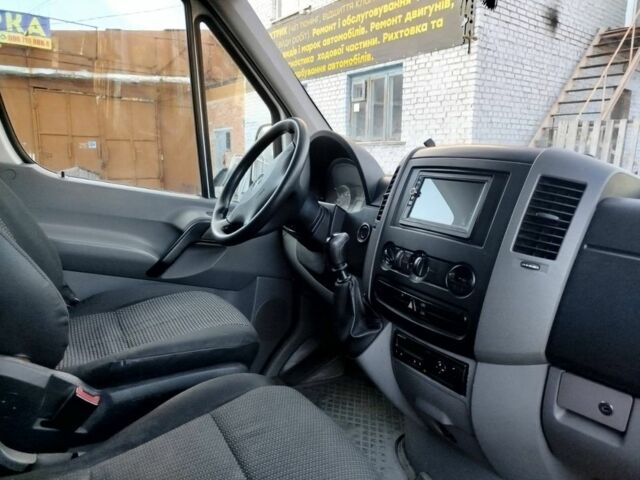 Білий Мерседес Інша, об'ємом двигуна 2.2 л та пробігом 627 тис. км за 11500 $, фото 2 на Automoto.ua