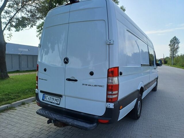 Белый Мерседес Другая, объемом двигателя 3 л и пробегом 0 тыс. км за 26000 $, фото 2 на Automoto.ua