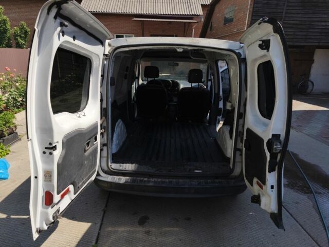 Білий Мерседес Інша, об'ємом двигуна 1.5 л та пробігом 190 тис. км за 7400 $, фото 2 на Automoto.ua