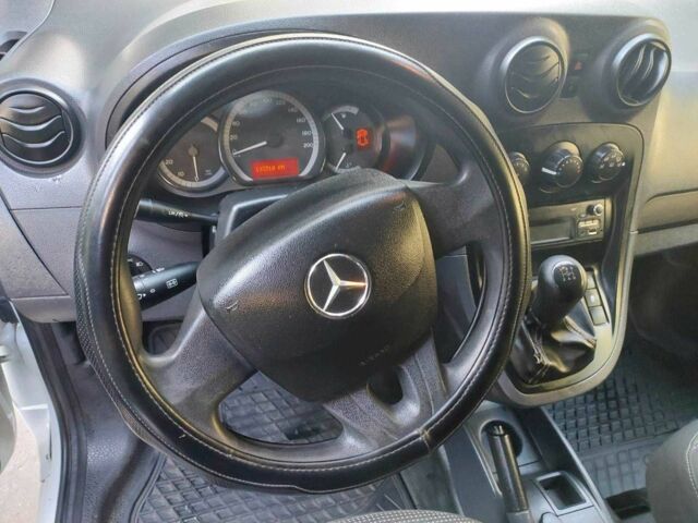 Мерседес Інша 2016 у Кременчуге на Automoto.ua Білий Мерседес Інша, об'ємом двигуна 0 л та пробігом 193 тис. км за 10000 $, фото 12 на Automoto.ua